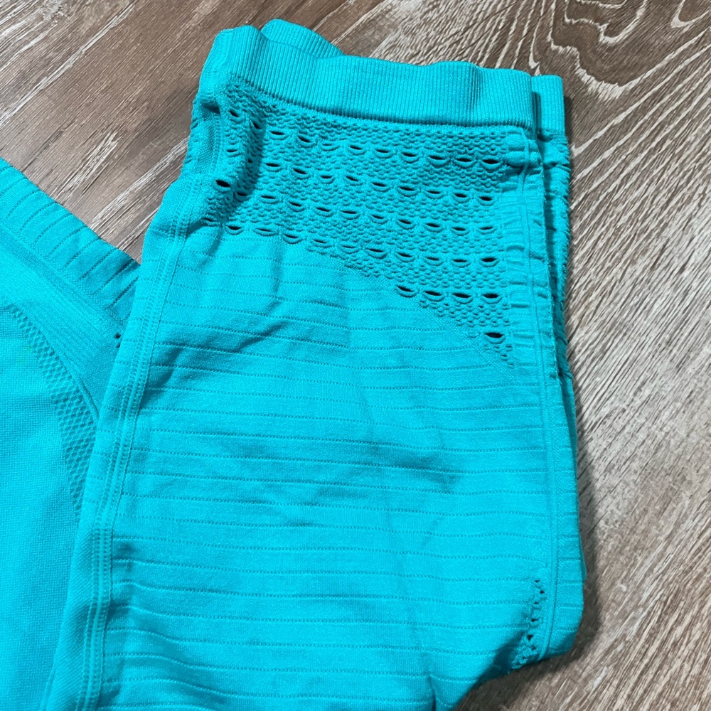 Gymshark Teal Active Leggings - Picture 3 of 5